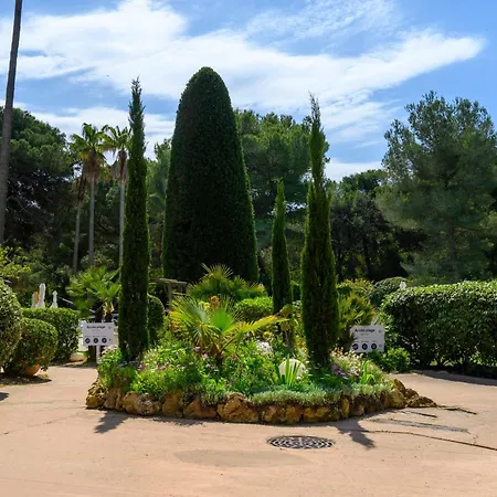 Le De Giens Apartman *